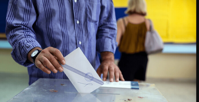 Euractiv-Ανατροπή: Ντέρμπυ οι εκλογές, ΝΔ στο 33-34%, - ΣΥΡΙΖΑ στο 32,5% – 33,5%, - ΠΑΣΟΚ στο 8,7-9,3%