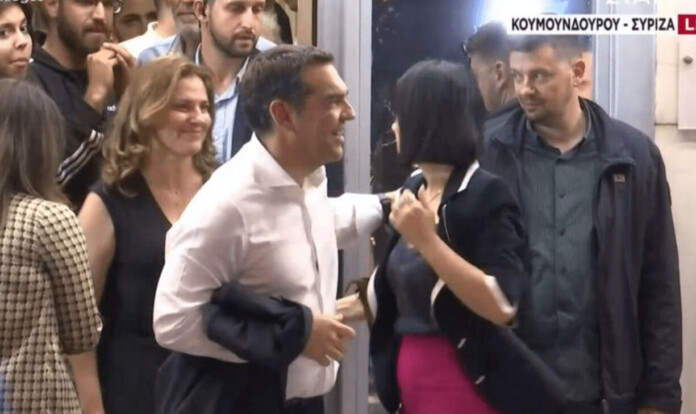 ΣΥΡΙΖΑ: 4 ώρες συνεδρίαση για να αντιμετωπιστεί η εκλογική πανωλεθρία. Η απειλή που έρχεται από το ΠΑΣΟΚ στις 25 Ιουνίου