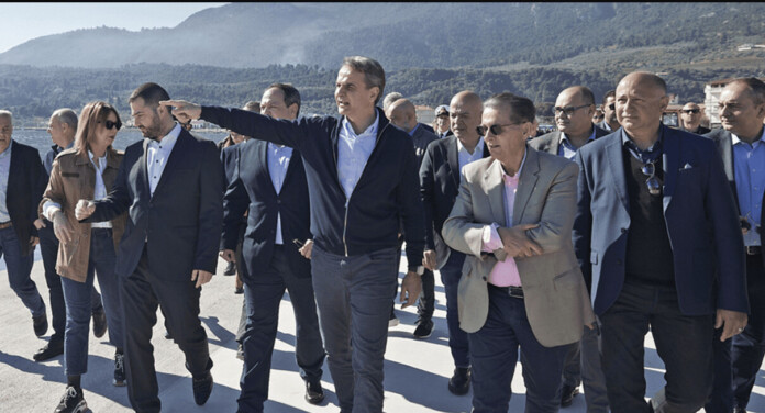 Αυτοδυναμία Ν.Δ. Τα 3 αναχώματα για την επικράτηση Μητσοτάκη.  Οι μετακινήσεις, ο ρόλος Ανδρουλάκη και οι ψήφοι στα δεξιά της Ν.Δ.