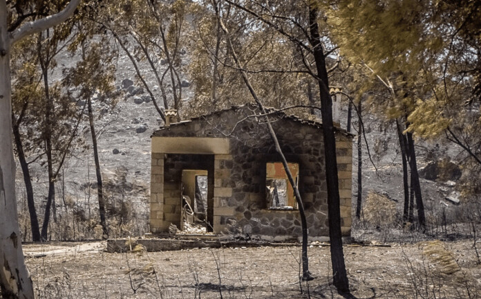 Ρόδος: Εικόνες σοκ από τον δορυφόρο. 