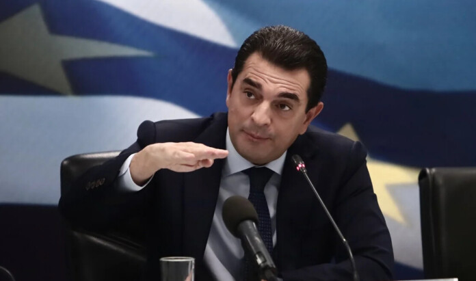 Σκρέκας: Νέο πρόστιμο -μαμούθ για αθέμιτη κερδοφορία. Ποια εταιρεία θα πληρώσει 1 εκατ. ευρώ