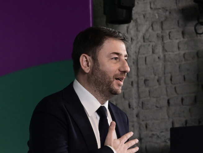 Επικίνδυνος αναχρονισμός Ανδρουλάκη! Με απίστευτα προσχήματα είπε  