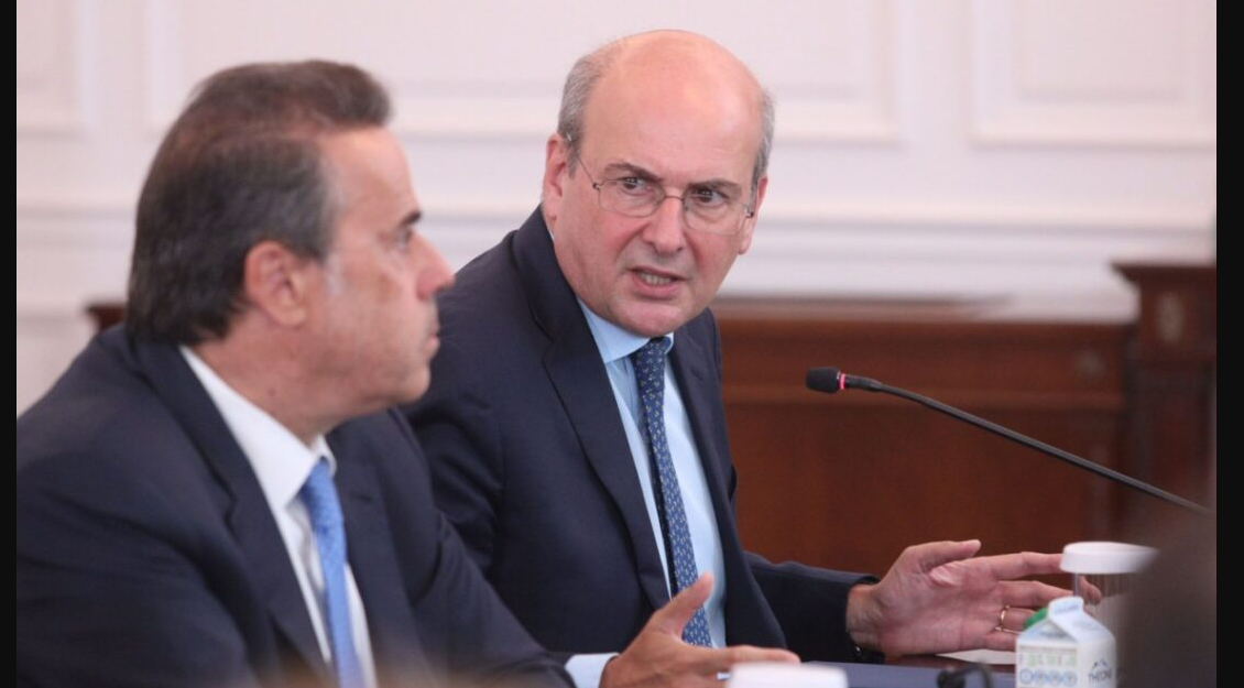 🔥 Σοκ στην αγορά: Κυβερνητικό πλαφόν σε καύσιμα και σούπερ μάρκετ – Το σχέδιο που αλλάζει τους κανόνες του παιχνιδιού