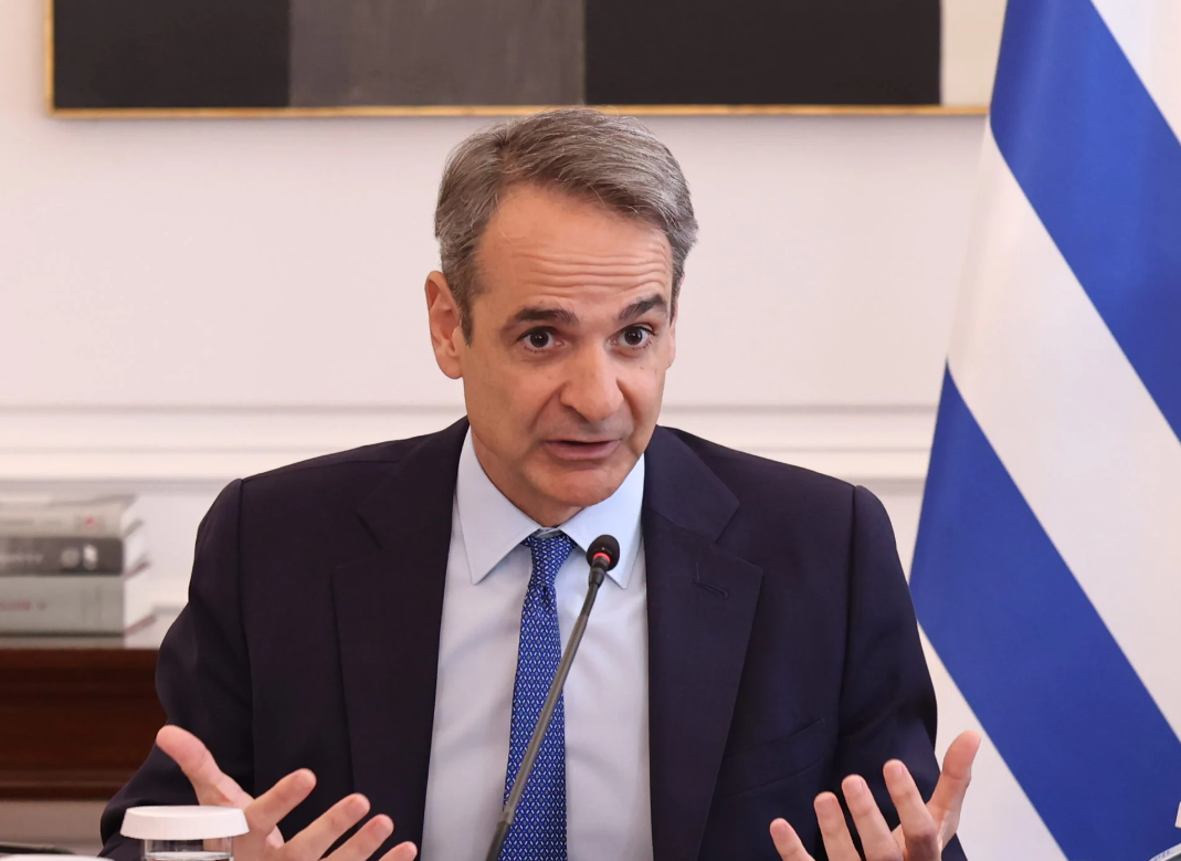 «Έκτακτη “ένεση” στήριξης απο Μητσοτάκη: Επίδομα 300 ευρώ και πακέτο μέτρων για εκατομμύρια πολίτες – Ποιοι κερδίζουν»