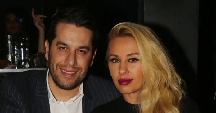 Ο Χάρης Σιανίδης δακρυσμένος μιλά για τη Γωγώ Μαστροκώστα σε τηλεοπτική συνέντευξη