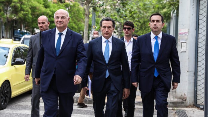 tsiaras-mitarakis-2252026-1144-1.jpg