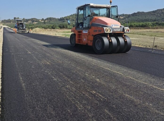 Επίβλεψη έργων ασφαλτόστρωσης Τρικάλων μετά τον Daniel με χρηματοδότηση 1.300.000€ - έργα ασφαλτόστρωσης Τρικάλων