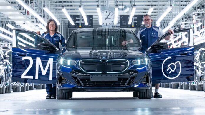 BMW ηλεκτρικά μοντέλα: η BMW έφτασε 2 εκατομμύρια αμιγώς ηλεκτρικά με το i5 M60 xDrive