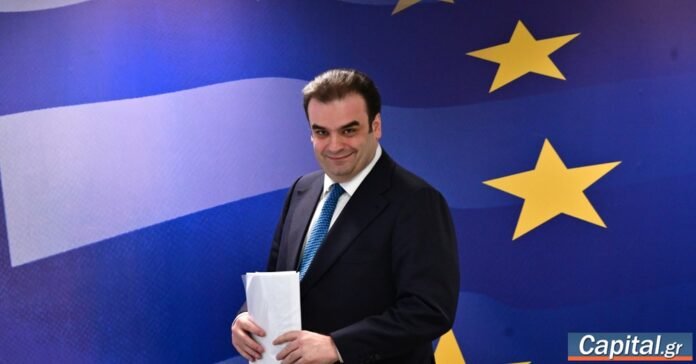 b10e68fe254046bbb353cd677f13dd80.jpg Πιερρακάκης Παρίσι ΟΟΣΑ: Ο Υπουργός Εθνικής Οικονομίας στο Παρίσι για την Υπουργική Διάσκεψη του ΟΟΣΑ