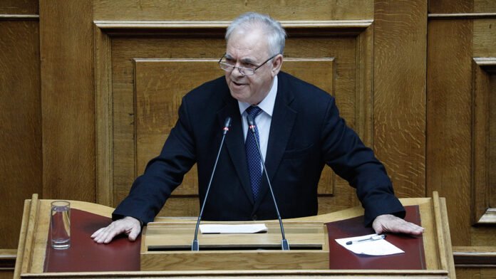 Δραγασάκης έδρα Αχτσιόγλου: Ο Γιάννης Δραγασάκης παίρνει την έδρα της Έφης Αχτσιόγλου, 40ος ανεξάρτητος