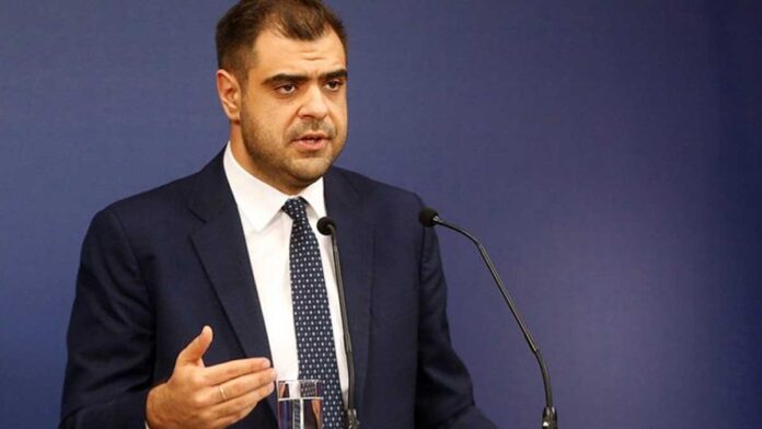 Ο Παύλος Μαρινάκης σχολιάζει τον Αντώνη Σαμαρά και τις δηλώσεις του - Μαρινάκης για Σαμαρά