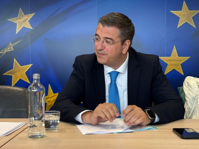 Ανακοίνωση Ευρωπαϊκή στρατηγική τουρισμού από τον Απόστολο Τζιτζικώστα με στοιχεία για εργατικό δυναμικό και καύσιμα